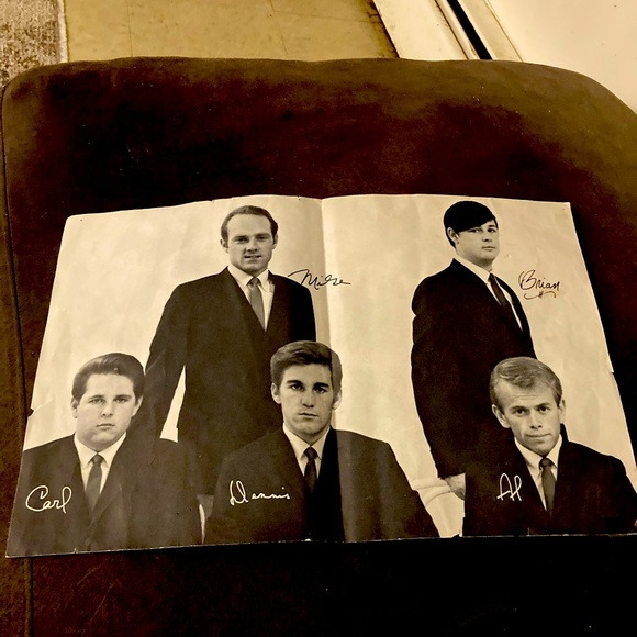 Autograph Beach Boys Poster (no frame) - Picture 1 of 1